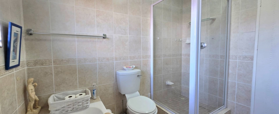 4 Bedroom Property for Sale in Franskraal Western Cape